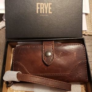 FRYE Melissa Phone Wallet NEW WITH BOX AND TAGS
